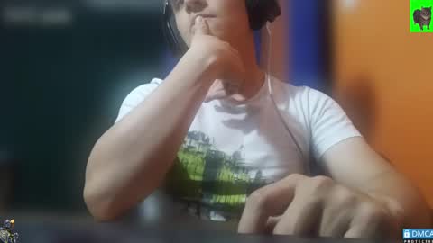 Snapshot of alex0397 chatting on February 5, 9:40 pm alex0397 online show from February 5, 9:40 pm