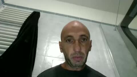 Snapshot of alex120475 chatting on October 15, 8:14 am alex120475 online show from October 15, 8:14 am