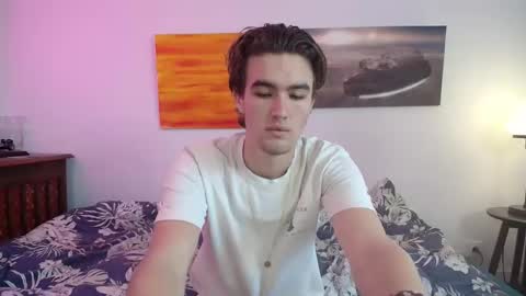 Snapshot of alex83530 chatting on February 16, 8:54 am Alex83530 online show from February 16, 8:54 am