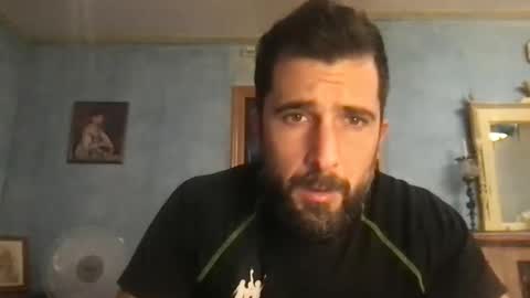 Snapshot of alex877x chatting on January 9, 1:24 pm alex877x online show from January 9, 1:24 pm
