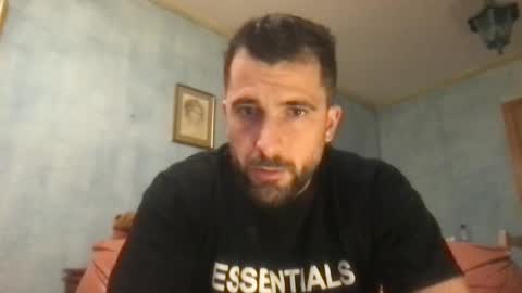 Snapshot of alex877x chatting on January 14, 9:13 am alex877x online show from January 14, 9:13 am