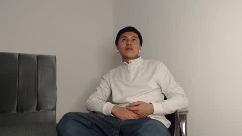 Owen online show from October 2, 2:40 am