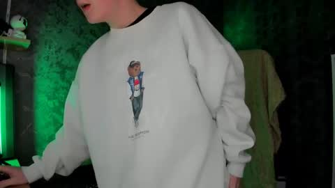 Snapshot of alex__sweet chatting on February 8, 6:44 pm your Alex online show from February 8, 6:44 pm