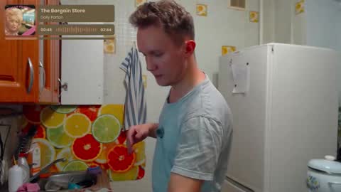 Snapshot of alex_amazing chatting on December 13, 10:37 pm Alex Amazing online show from December 13, 10:37 pm