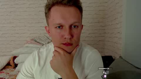 Snapshot of alex_amazing chatting on March 27, 9:03 pm Alex Amazing online show from March 27, 9:03 pm