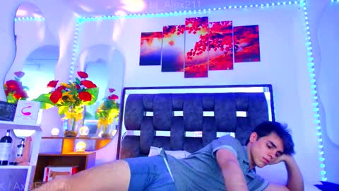 Snapshot of alex_and_fabian chatting on September 20, 8:10 pm sneider online show from September 20, 8:10 pm