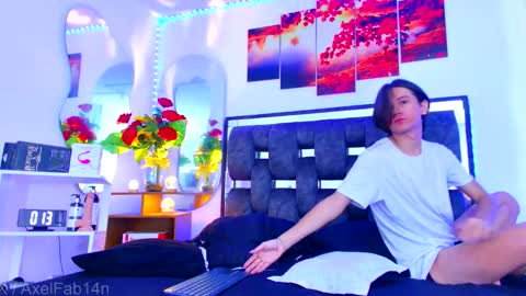 Snapshot of alex_and_fabian chatting on September 21, 8:32 pm sneider online show from September 21, 8:32 pm