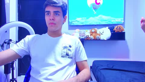 sneider online show from December 14, 3:23 am