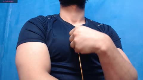 Snapshot of alex_blu chatting on October 17, 9:45 am Alex online show from October 17, 9:45 am