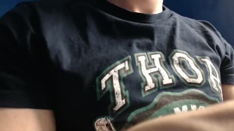 Snapshot of alex_blu chatting on March 8, 7:06 pm Alex online show from March 8, 7:06 pm