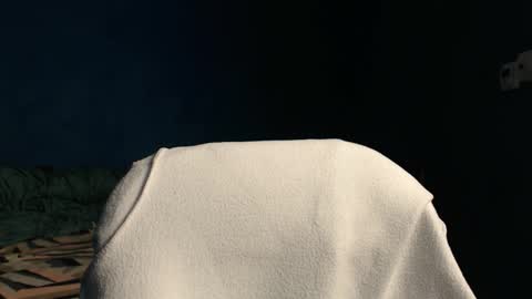 Snapshot of alex_blu chatting on March 12, 6:14 pm Alex online show from March 12, 6:14 pm