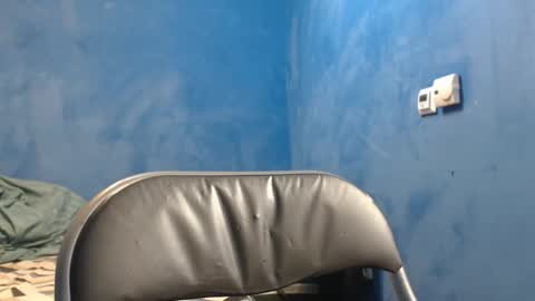 Snapshot of alex_blu chatting on March 14, 11:15 am Alex online show from March 14, 11:15 am