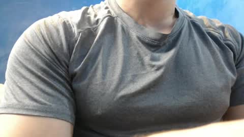 Snapshot of alex_blu chatting on March 24, 6:35 pm Alex online show from March 24, 6:35 pm