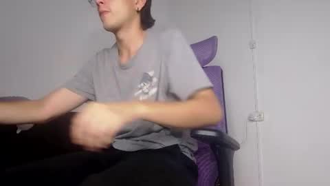 alex_connorr online show from July 18, 10:02 pm