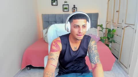 alex online show from January 10, 5:56 pm