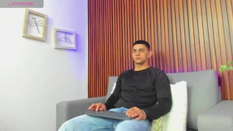 alex online show from May 17, 1:51 pm