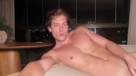 Alex Stone online show from May 4, 9:33 pm