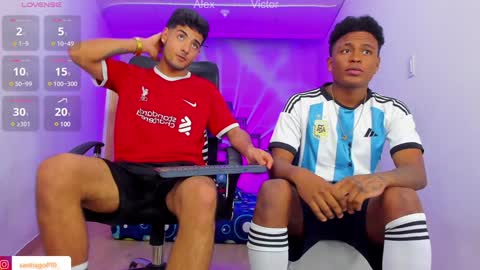 Snapshot of alex_lord_ chatting on December 23, 10:12 pm i am Alex online show from December 23, 10:12 pm