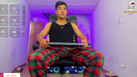 Snapshot of alex_lord_ chatting on December 24, 9:00 pm i am Alex online show from December 24, 9:00 pm