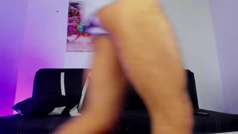 Snapshot of alex_lord_ chatting on January 19, 4:12 am i am Alex online show from January 19, 4:12 am