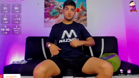 Snapshot of alex_lord_ chatting on February 19, 4:01 am i am Alex online show from February 19, 4:01 am