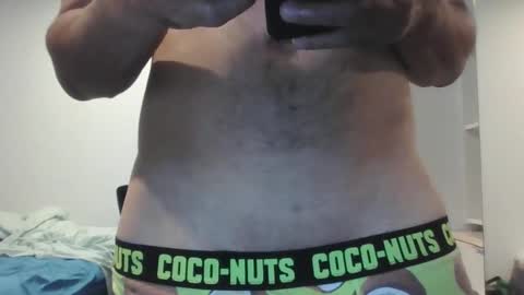 Snapshot of alex_malaka2005 chatting on December 8, 12:29 am Alex online show from December 8, 12:29 am