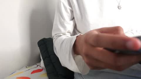 alex_mark_ online show from February 9, 1:15 pm