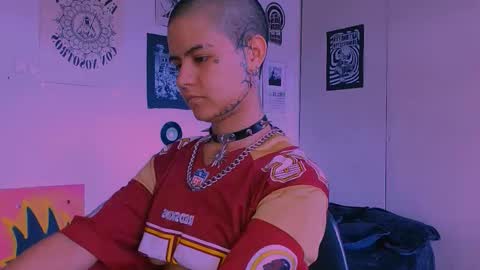 Snapshot of alex_one888 chatting on February 25, 7:45 pm Alex online show from February 25, 7:45 pm