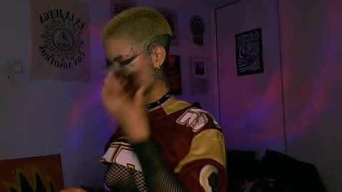 Snapshot of alex_one888 chatting on March 16, 5:44 am Alex online show from March 16, 5:44 am