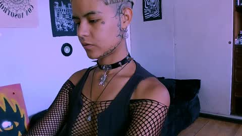 Snapshot of alex_one888 chatting on April 1, 8:17 pm Alex online show from April 1, 8:17 pm