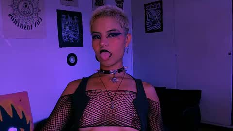 Alex online show from May 11, 8:50 pm