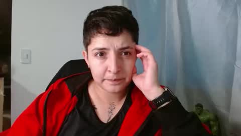 Snapshot of alex_parker07 chatting on February 15, 11:12 pm Alex Parker online show from February 15, 11:12 pm