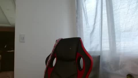 Snapshot of alex_parker07 chatting on February 22, 10:30 pm Alex Parker online show from February 22, 10:30 pm