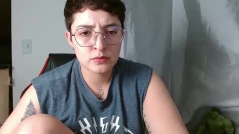 Snapshot of alex_parker07 chatting on March 12, 11:22 pm Alex Parker online show from March 12, 11:22 pm