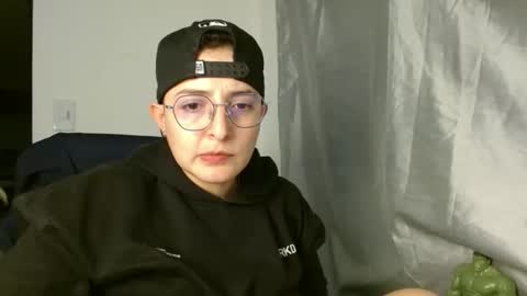 Snapshot of alex_parker07 chatting on March 27, 12:49 am Alex Parker online show from March 27, 12:49 am