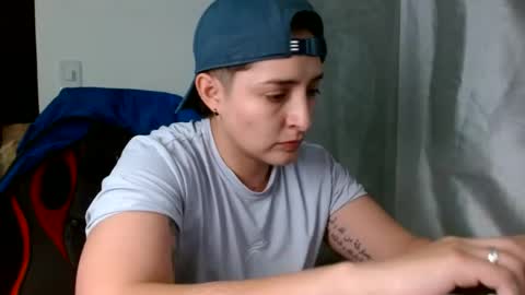 Snapshot of alex_parker07 chatting on June 14, 1:25 am Alex Parker online show from June 14, 1:25 am