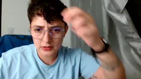 Snapshot of alex_parker07 chatting on June 26, 1:43 am Alex Parker online show from June 26, 1:43 am