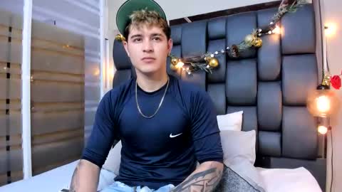 Alex  online show from March 31, 7:58 pm