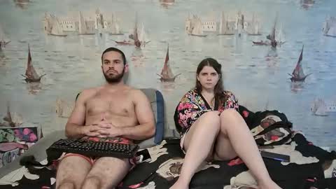 Alex and Sarah online show from September 25, 2:21 pm