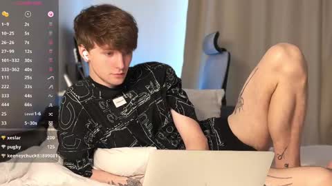 alex_schafer online show from May 5, 5:26 am