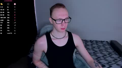 Snapshot of alex_silent chatting on March 17, 2:38 am alex_silent online show from March 17, 2:38 am