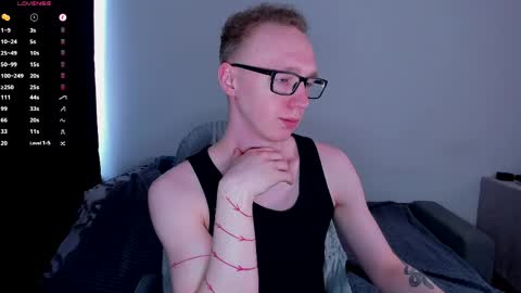 alex_silent online show from April 27, 6:44 am