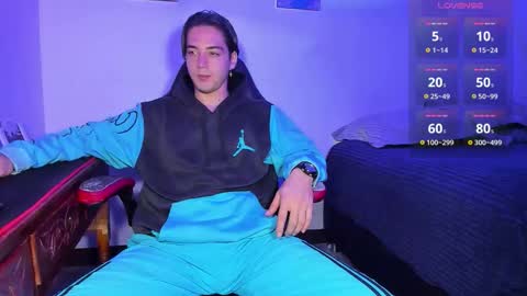     online show from September 18, 2:13 am