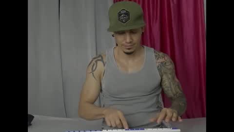 alex_sthorm online show from January 2, 12:55 am