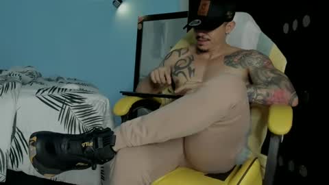 alex_sthorm online show from October 2, 3:24 am