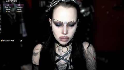 Snapshot of alex_succubus chatting on March 19, 6:17 am Alex Succubus online show from March 19, 6:17 am