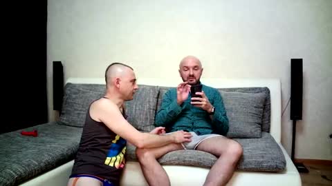 Alex and Tobey online show from December 5, 2:20 am