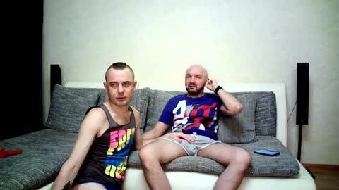 Alex and Tobey online show from December 15, 6:39 am