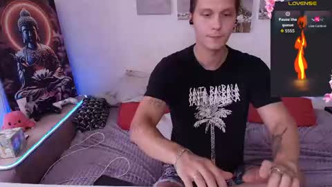 Alex WandHot online show from August 1, 9:19 am