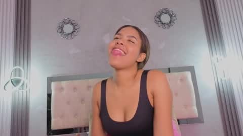 Snapshot of alexa_andherson chatting on October 27, 8:02 pm alexa andherson online show from October 27, 8:02 pm